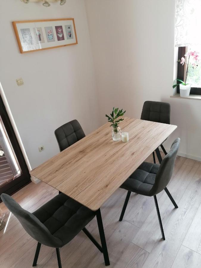 Apartment Mare Vrsi Buitenkant foto