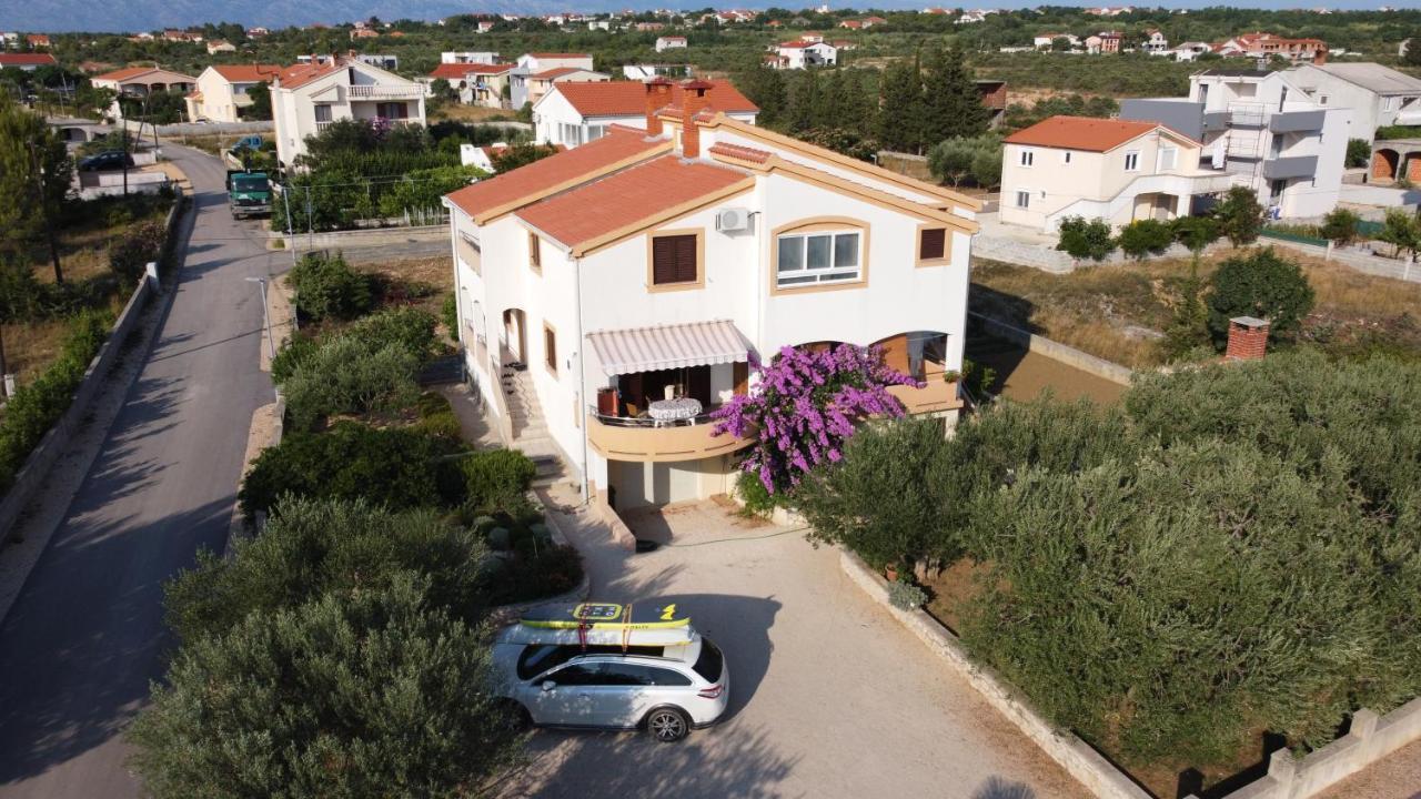 Apartment Mare Vrsi Buitenkant foto