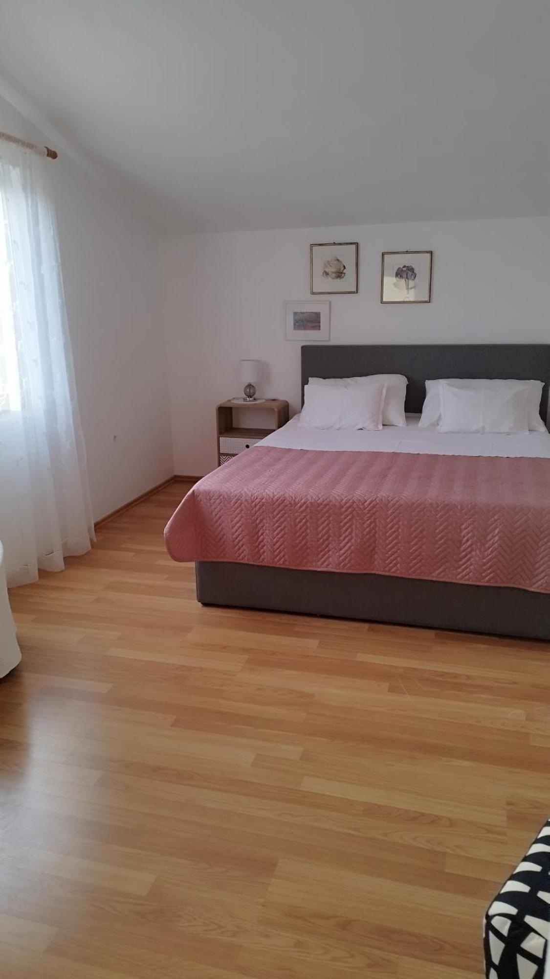 Apartment Mare Vrsi Buitenkant foto