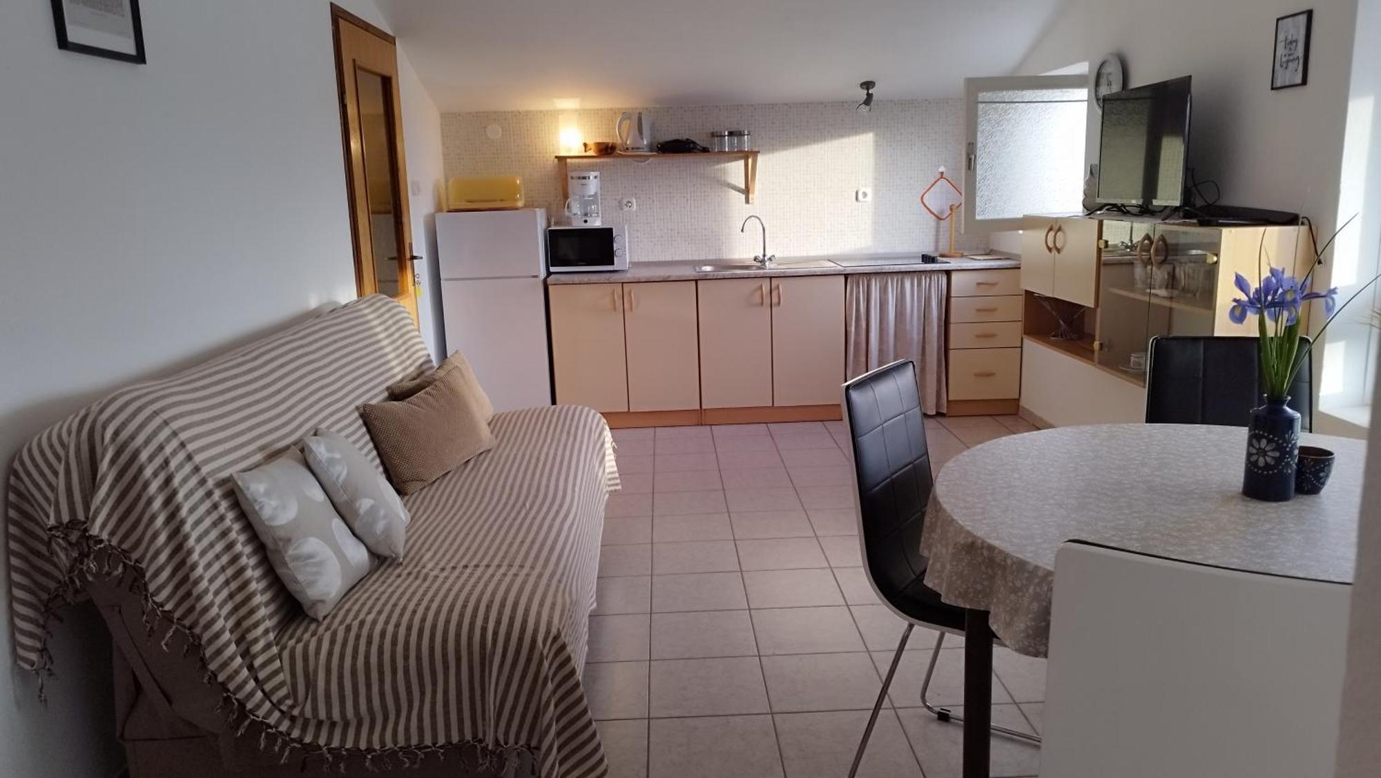 Apartment Mare Vrsi Buitenkant foto